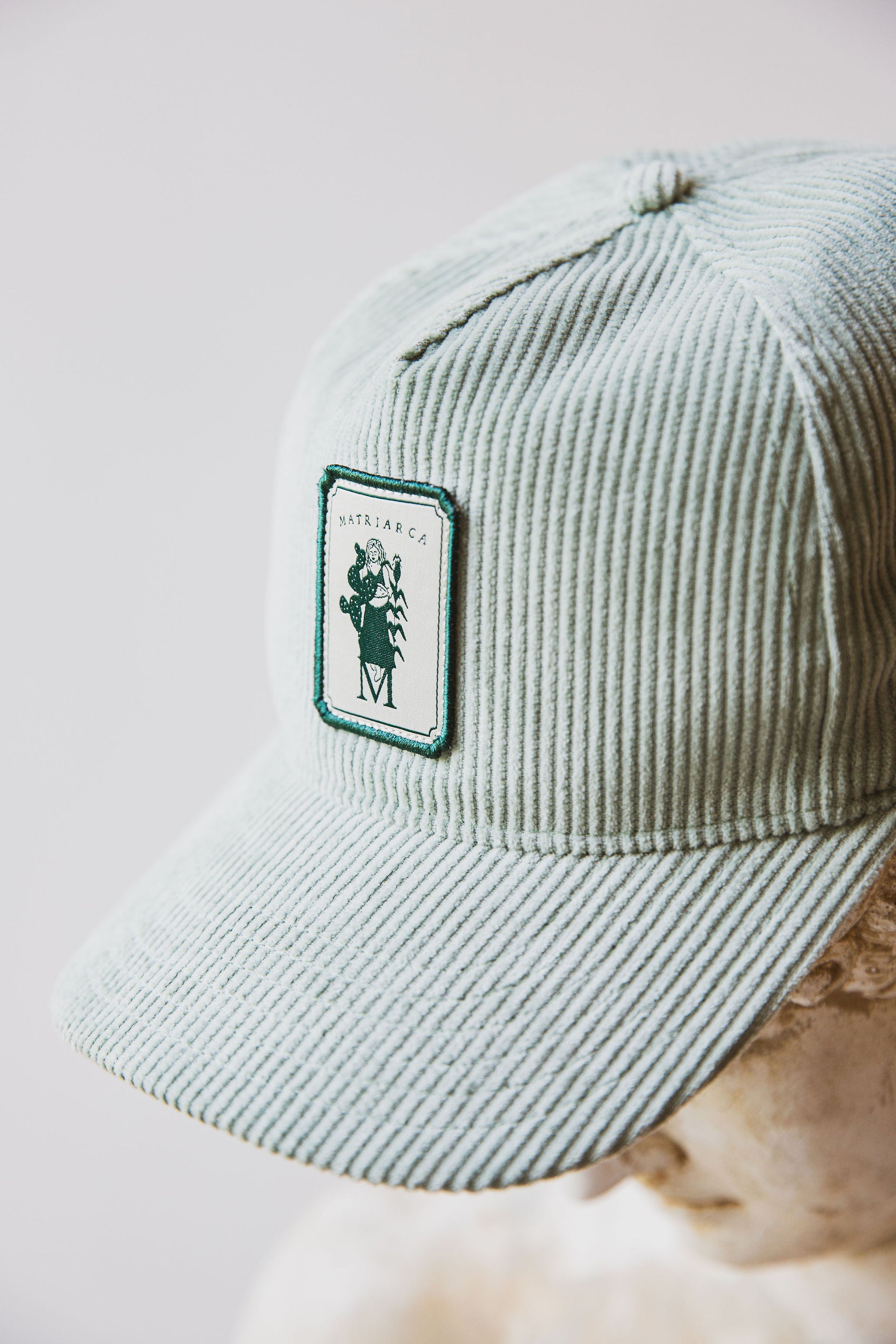 La Gente Feliz No Jode Hat (Celery Green)