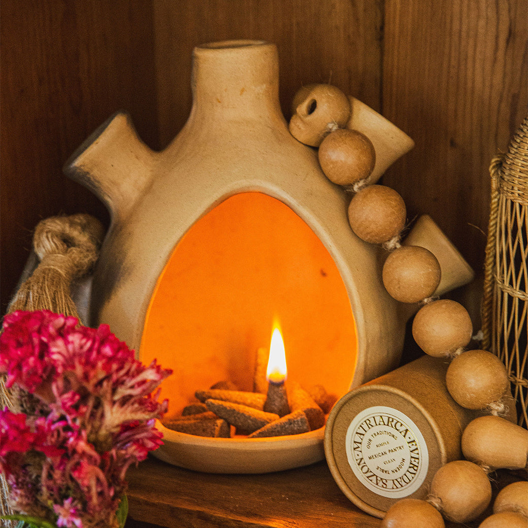 Mystic Box: Chimenea & Copal Incense Cones