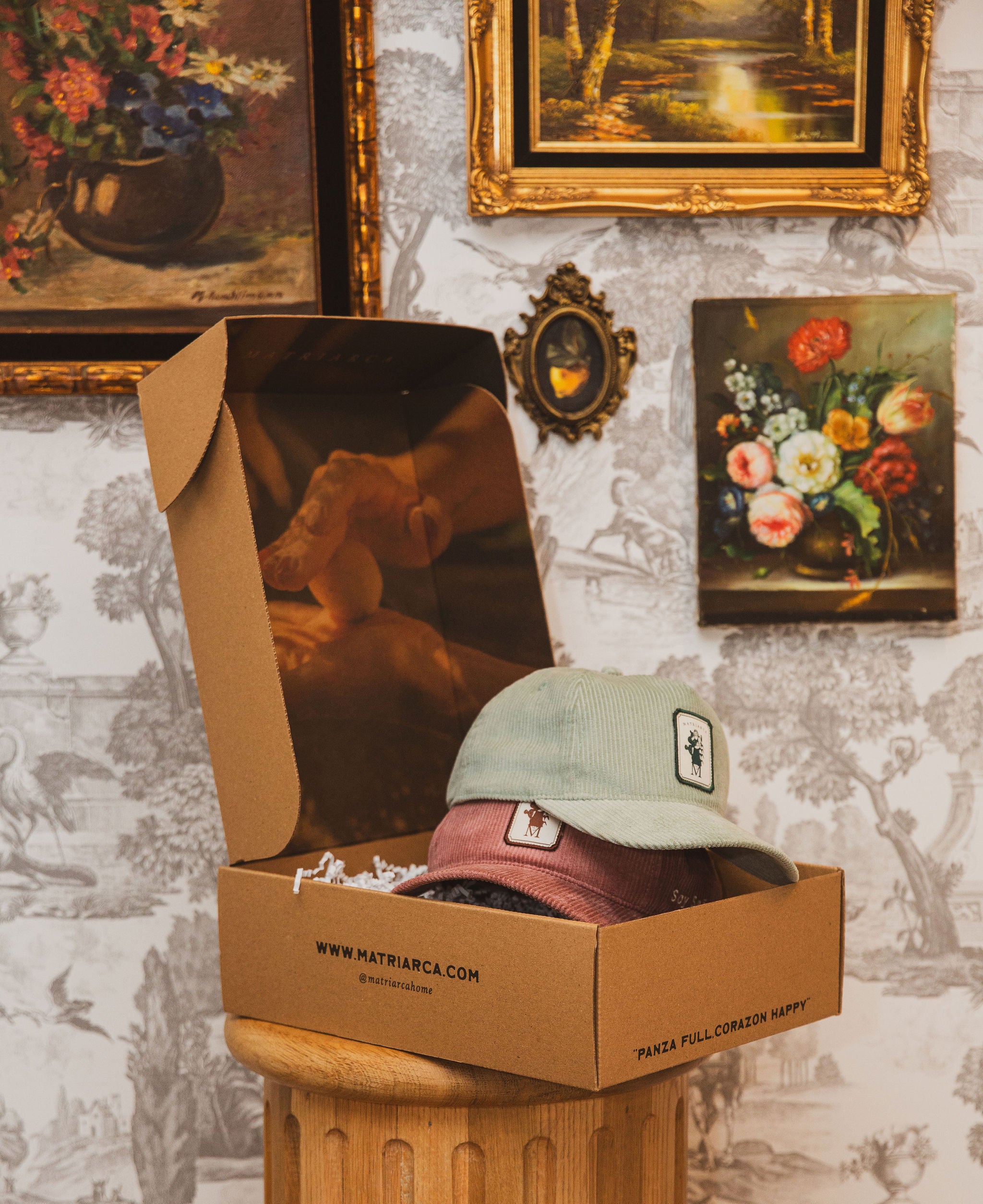 PRE SALE : La Gente Feliz No Jode Hat (Celery Green)